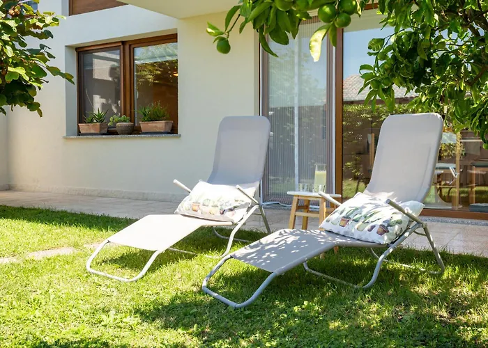 Διαμέρισμα Alba With Garden *