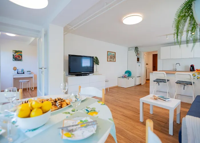 Alba With Garden Apartment