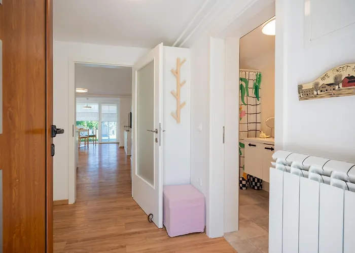 Alba With Garden Διαμέρισμα Πιράν